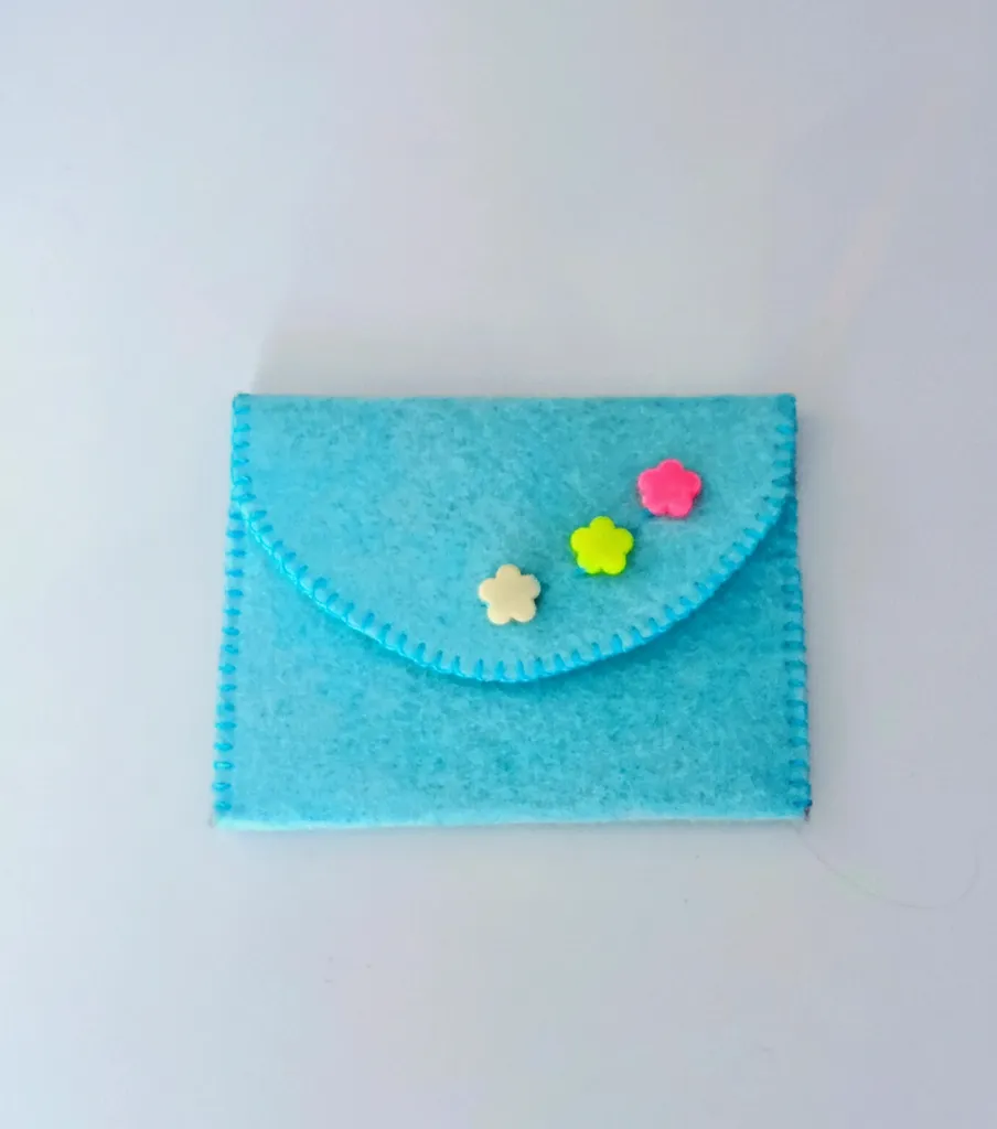 Mavi Keçe Para Kesesi - Zürafa Kenar İşlemeli, El Yapımı