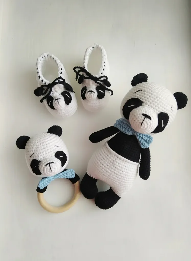 Amigurumi Panda Oyuncak Seti (3'lü) - El Yapımı Bebek Hediyesi