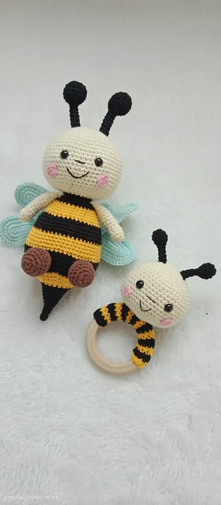 Amigurumi Örgü Bal Arısı Oyuncak ve Çıngırak Seti (2'li)