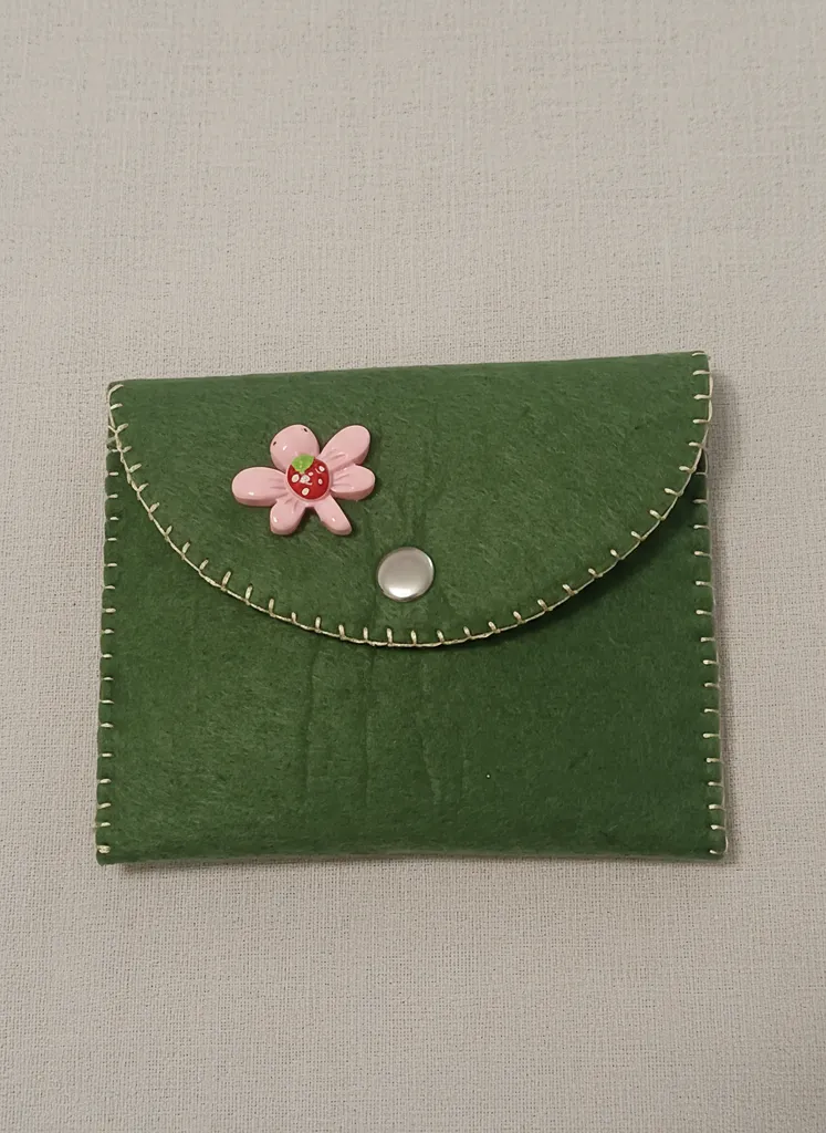 Green Felt Wallet - Hand-Stitched, Floral Detail, Embroidered, Gift