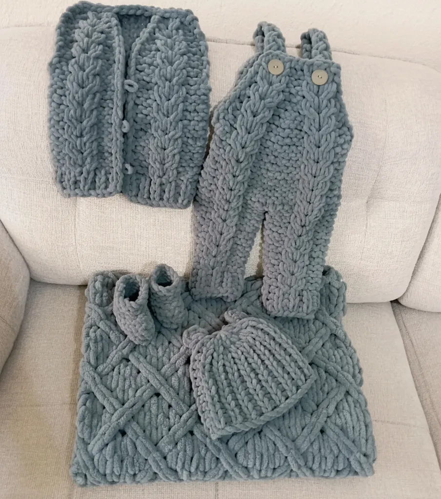 Gri Bebek Örgü Battaniye Seti (5 Parça) - El Emeği