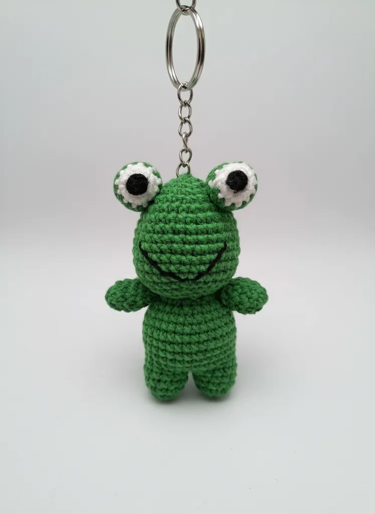 Yeşil Örgü Kurbağa Anahtarlık - Amigurumi El Emeği Hediyelik