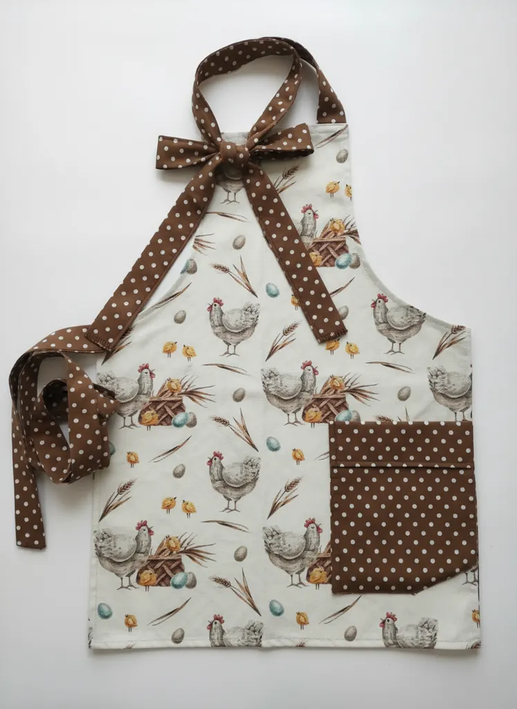 Kahve Puantiyeli -Sevimli Tavuklar Desenli Mutfak Önlüğü