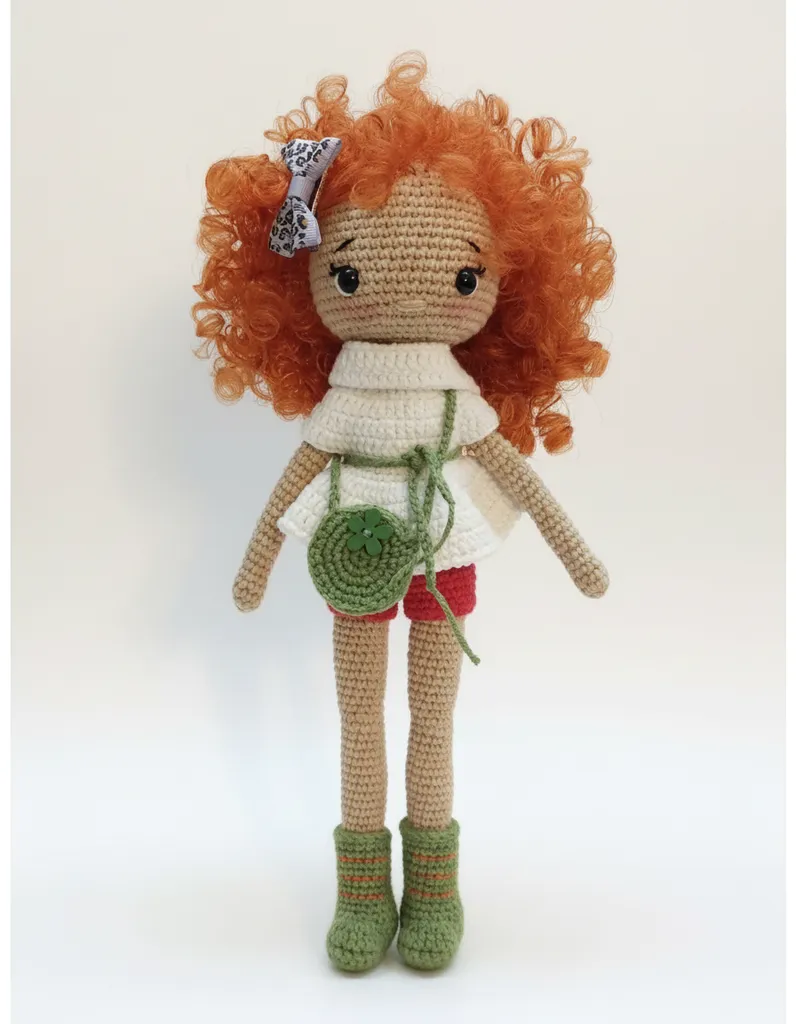 Kızıl Saçlı Amigurumi Oyuncak Bebek - 28 cm Boyunda - El Emeği