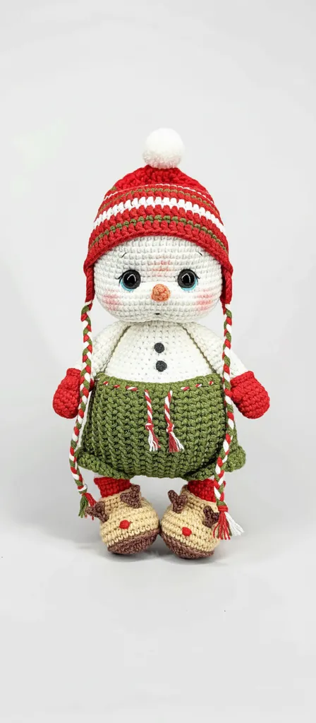 Örgü Kardan Adam Oyuncak - Kırmızı Şapkalı ve Geyik Desenli - El Yapımı