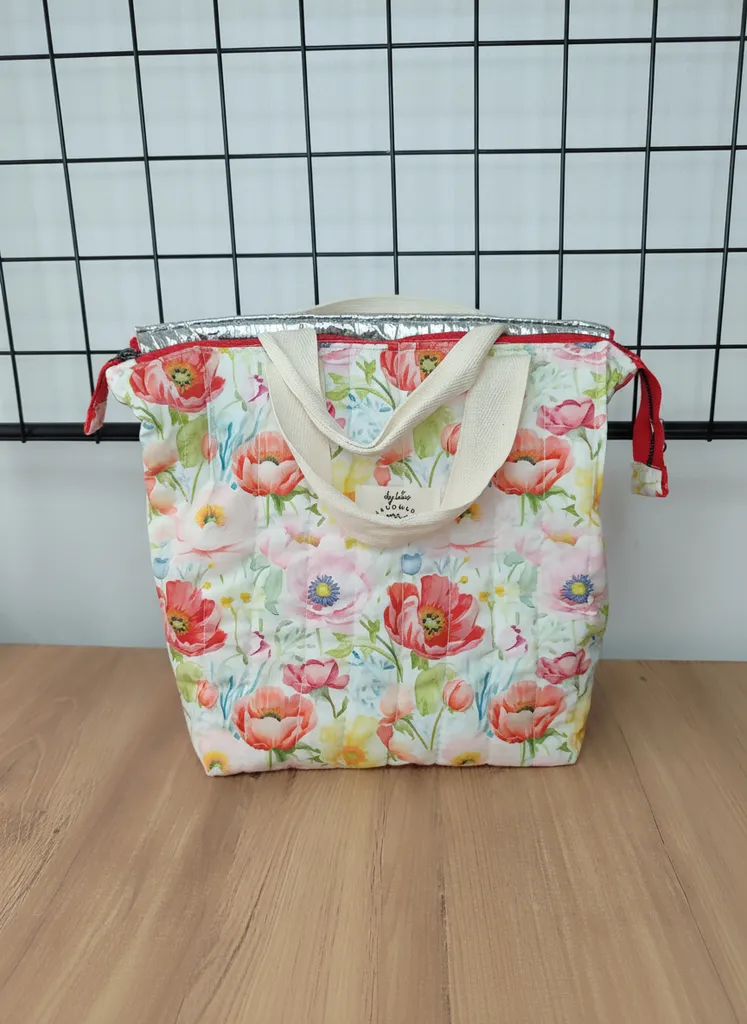 Kapitoneli Çiçek Desenli Termos Bölmeli Çok Amaçlı El Çantası