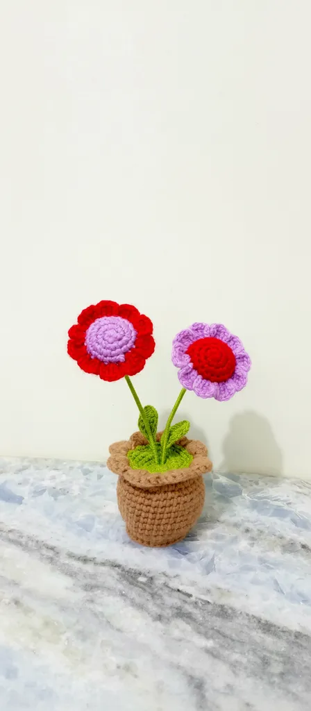 Örgü Saksıda Çiçek Buketi - Dekoratif El Yapımı Papatya Çiçekler