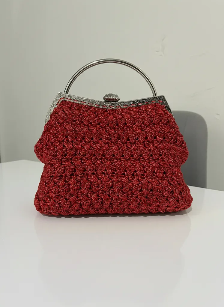 Kırmızı Simli Örgü Çanta - Özel Günler İçin El Örgüsü