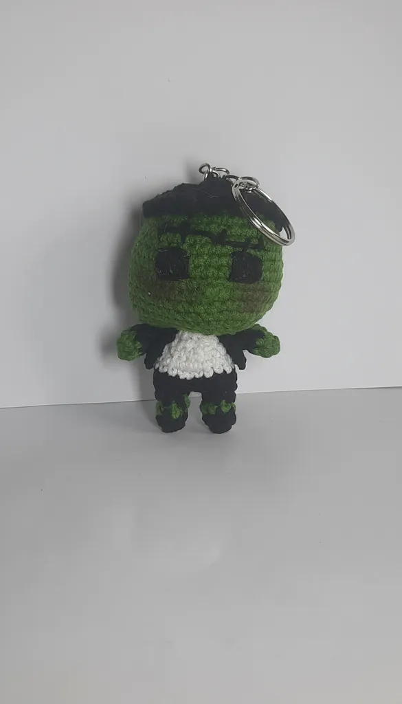 Yeşil Örgü Anahtarlık - Franke Karakter Figürlü, Yıkanabilir
