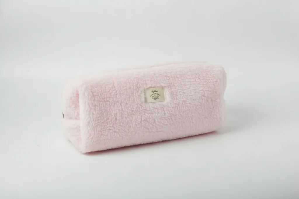 Pembe Peluş Dyson Saç Şekillendirici Seyahat Çantası - 3 Bölmeli