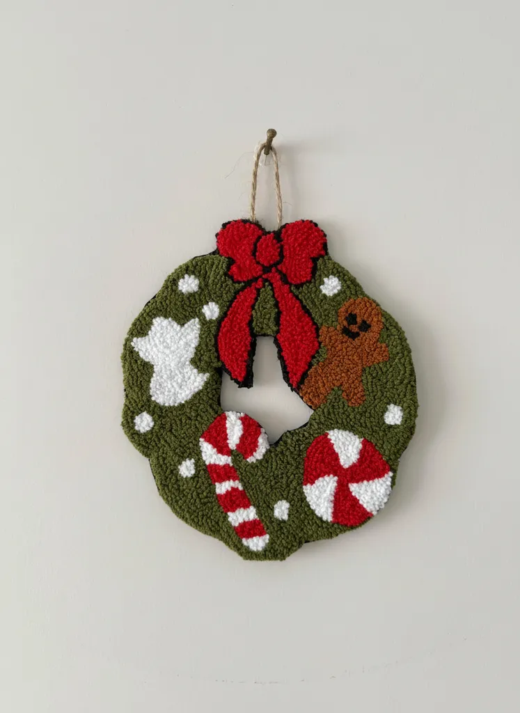 Punch Nakışı Yılbaşı Kapı Süsü - 15 cm - El Yapımı