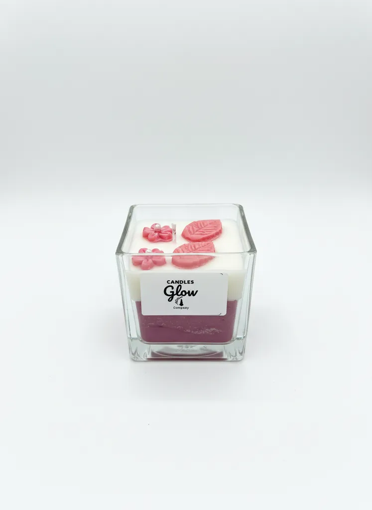 Kare Cam Hazneli Pembe Çiçek Detaylı Soya Mum - El Yapımı