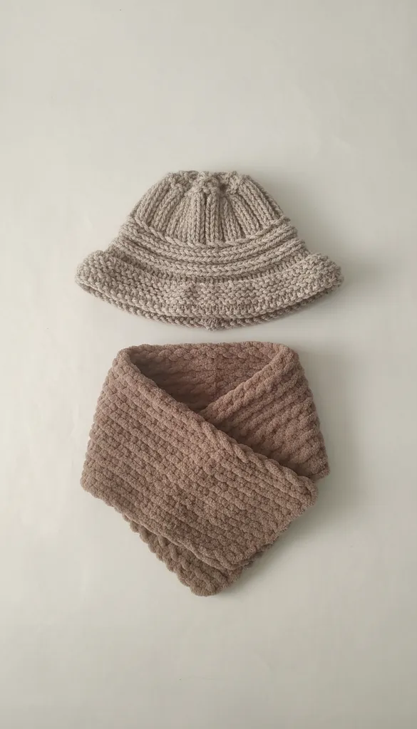Açık Kahve Örgü Şapka ve Boyunluk Takımı - El Emeği