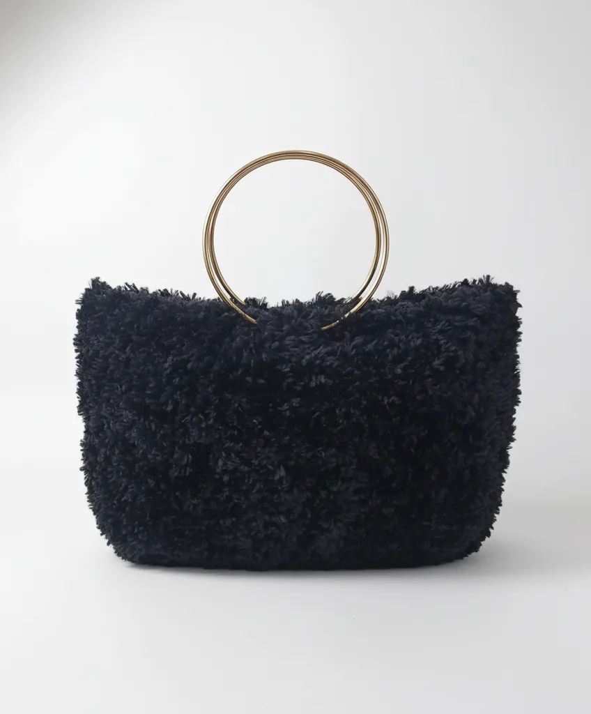 Siyah Tüylü Omuz Çantası - Gold Metal Saplı Kışlık Şık Tasarım