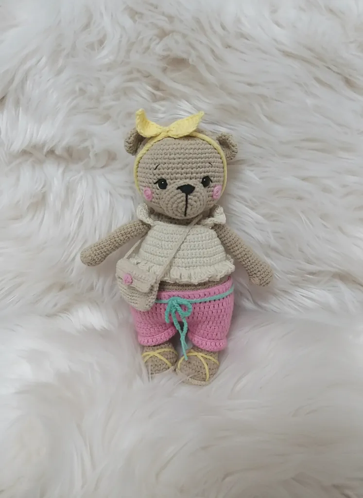 Örme Oyuncak Ayıcık - Süslü, Pembe Pantolonlu ve El Emeği