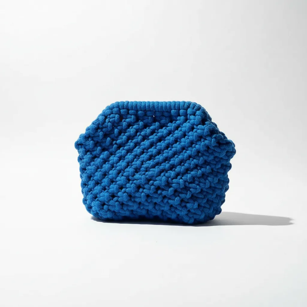 Mavi Örgü Çanta - El Emeği Makrome İpinden Şık Tasarım