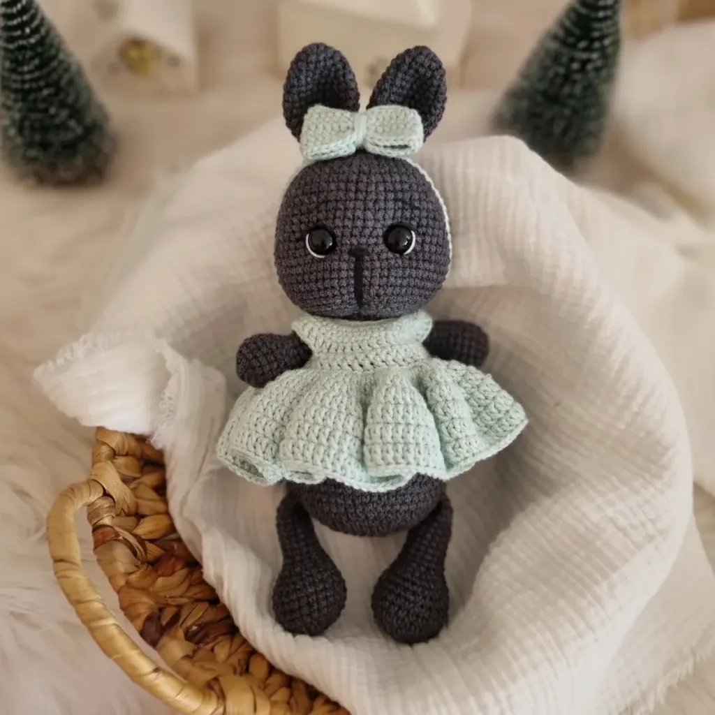 Fume Gri Örme Tavşan Oyuncak Bebek - El Emeği Amigurumi