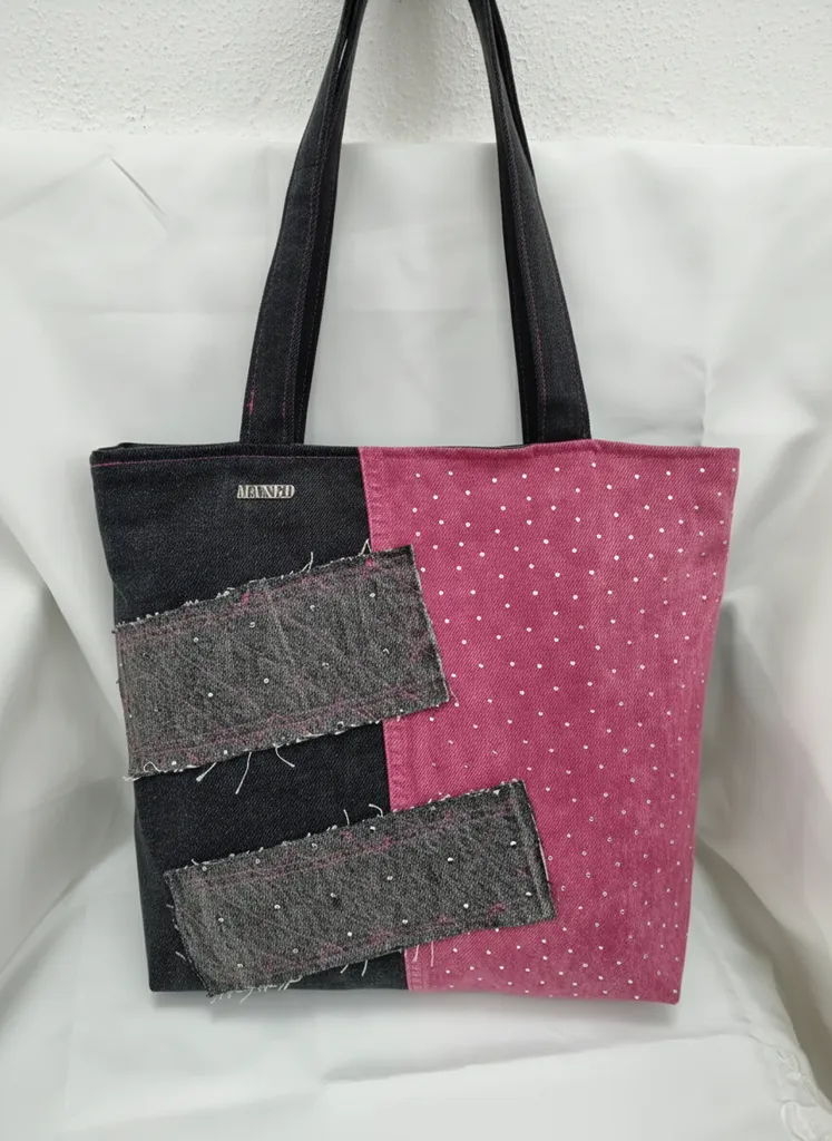 Pembe ve Siyah Denim Kol Çantası - Taş Detaylı, Patchwork Tasarımlı