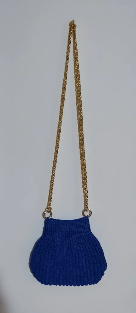 Mavi Örgü Mini Çanta - Gold Zincir Detaylı, El Emeği Tasarım