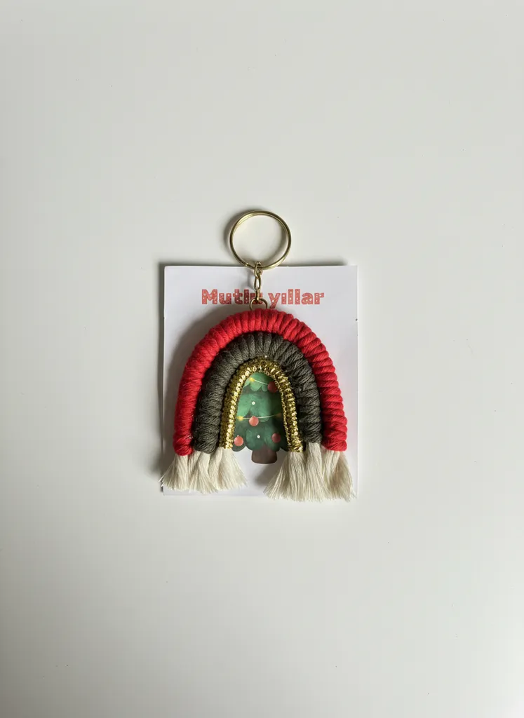 Makrome Gökkuşağı Yeni Yıl Anahtarlık Seti - 4 Adet El Yapımı