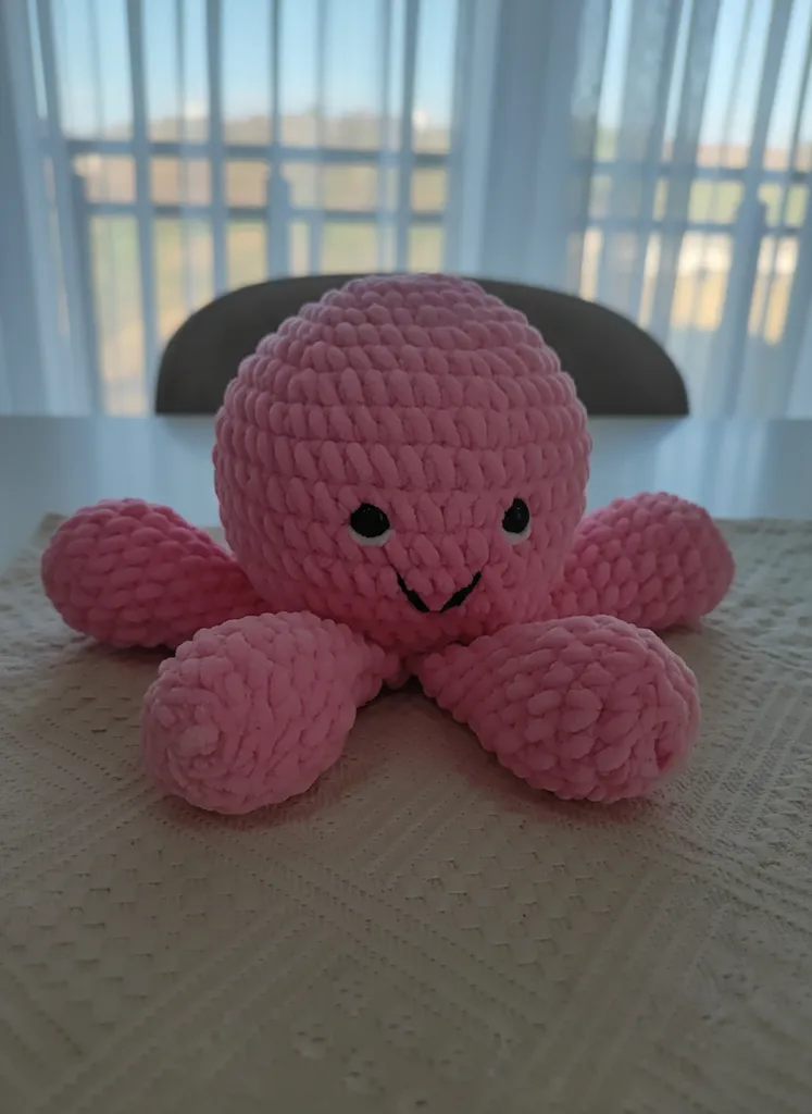 Pembe Kadife İpten Örgü Ahtapot Oyuncak Bebek - El Emeği