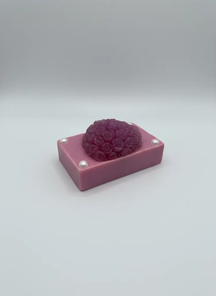 Pembe Gül Desenli Dekoratif Sabun - İnci Detaylı El Yapımı