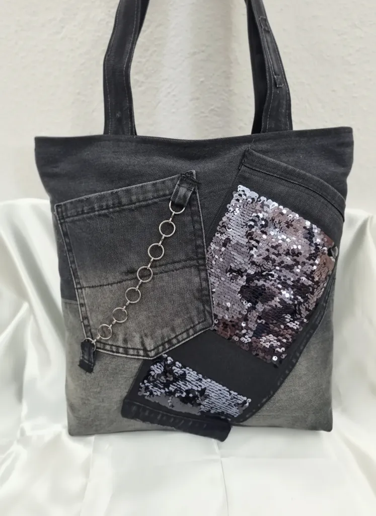 Gri Kot Kanvas Omuz Çantası - Pullu Detaylı ve Zincirli El Yapımı