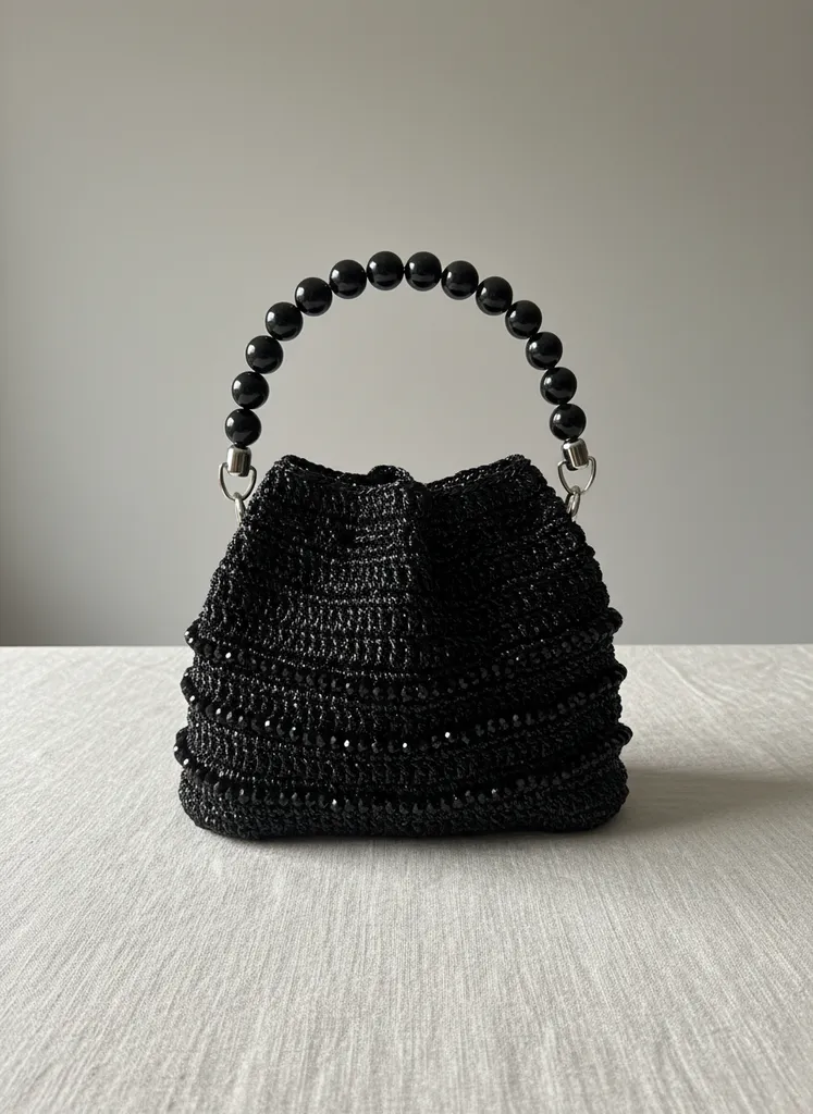 Siyah Boncuklu Metalik İplik Örgü Şık Çanta - El Örgüsü
