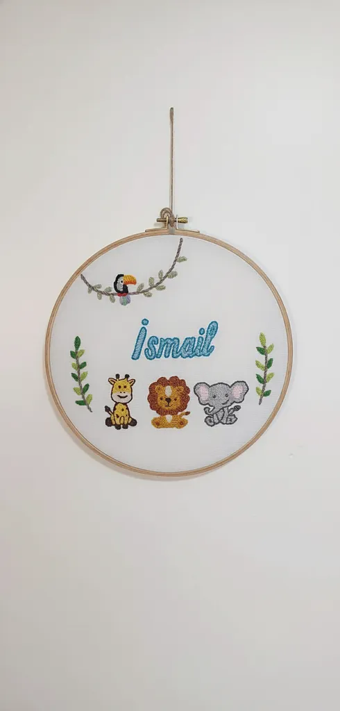 İsmail'in Safari Temalı Nakışlı Bebek Odası Kasnak Panosu - El Yapımı