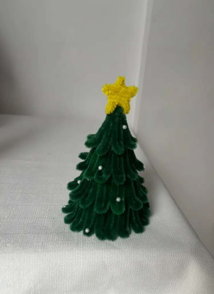 Şönil Yeşil Yılbaşı Ağacı Sarı Yıldızlı Mini Boy - El Emeği