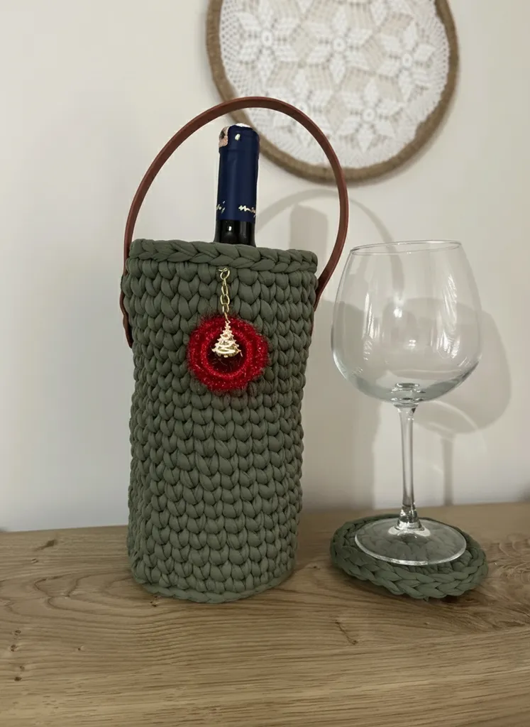 Yeşil Örgü Şarap Şişesi Taşıma Çantası ve Bardak Altlığı - Yılbaşı