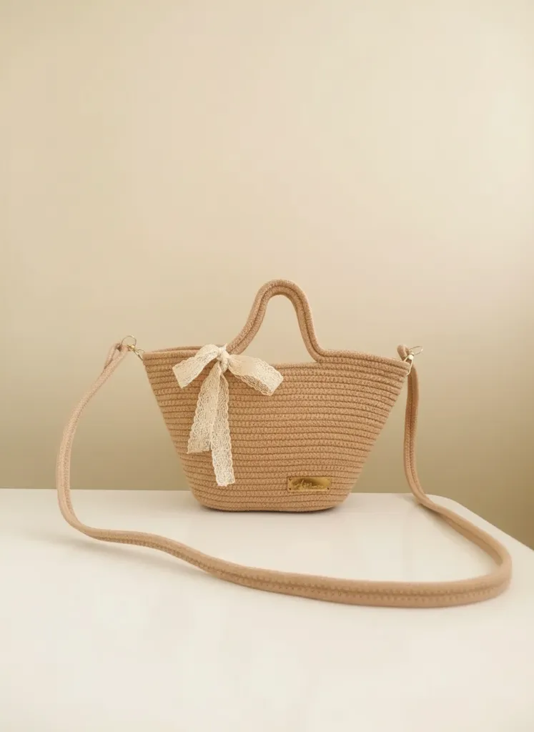 Bej Dantel Fiyonk Detaylı Omuz Çantası - Makrome El Yapımı