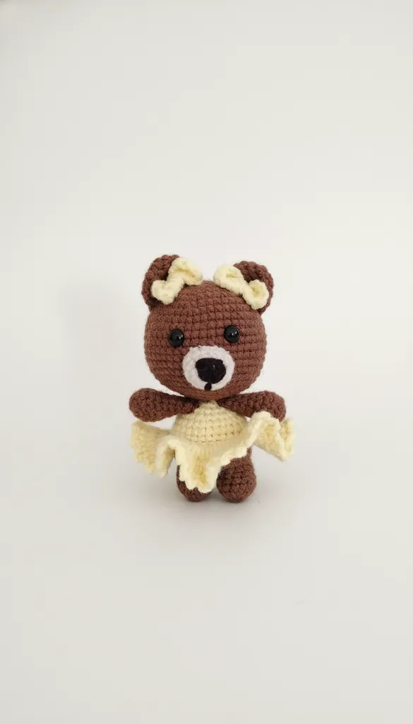 Kahverengi Örgü Ayıcık Anahtarlık - Sarı Elbiseli ve Fiyonklu - El Emeği