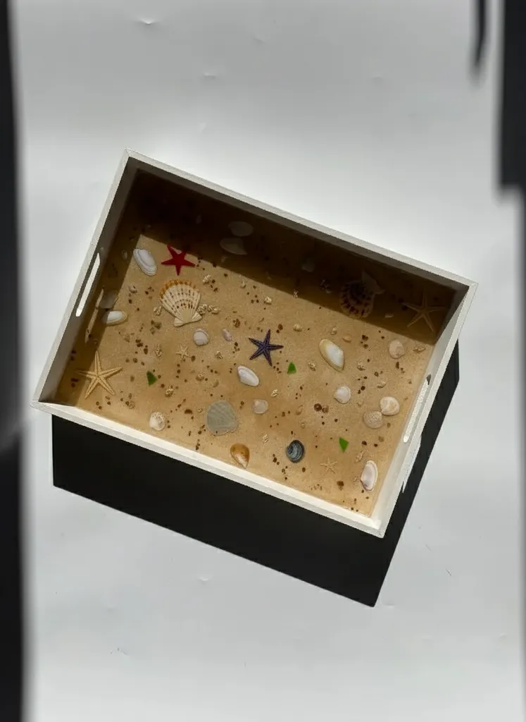 Ahşap Epoksi Tepsi - Gerçek Deniz Kabuklu ve Deniz Yıldızlı 35x25 cm