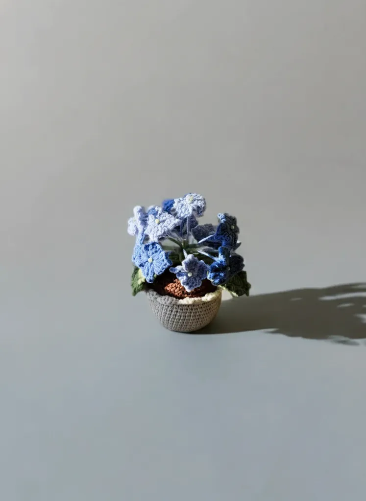 Örgü Saksıda Ortanca Çiçeği - Mavi Tonlarında - El Yapımı