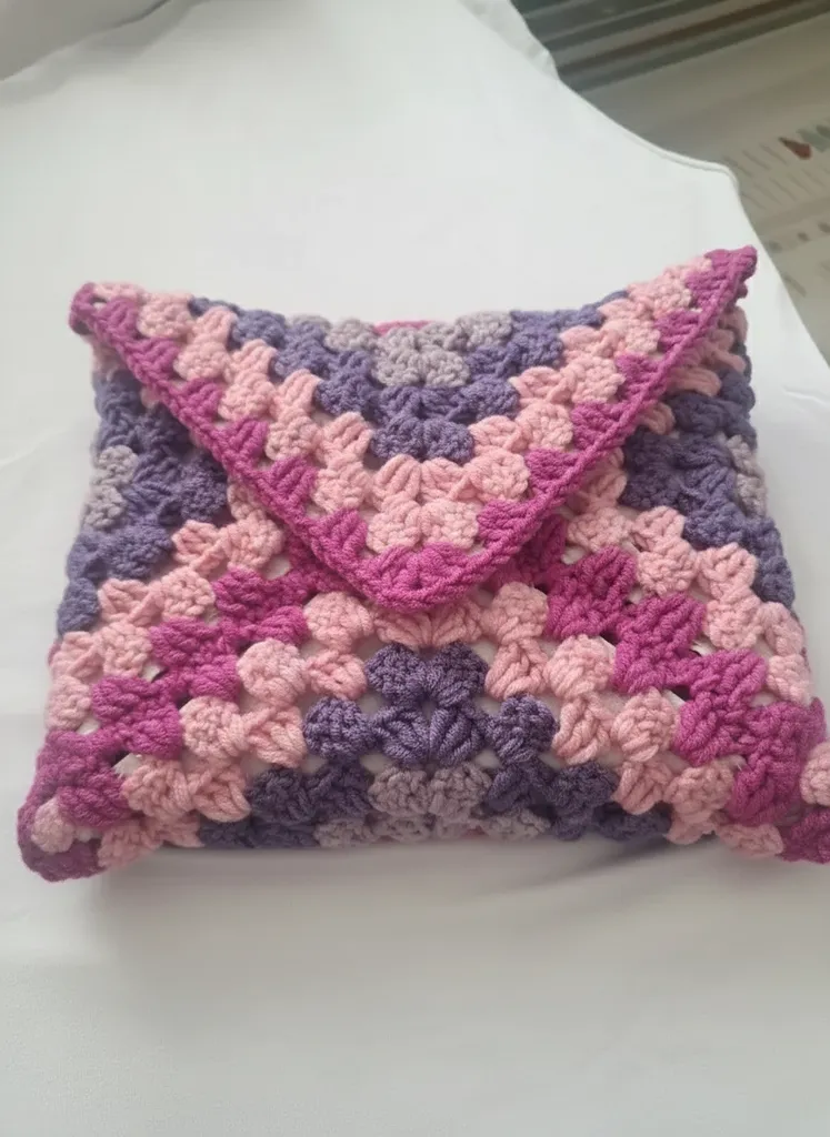 Örgü Kitap Kılıfı - Pembe ve Mor Tonlarda, Kişiye Özel - El Emeği