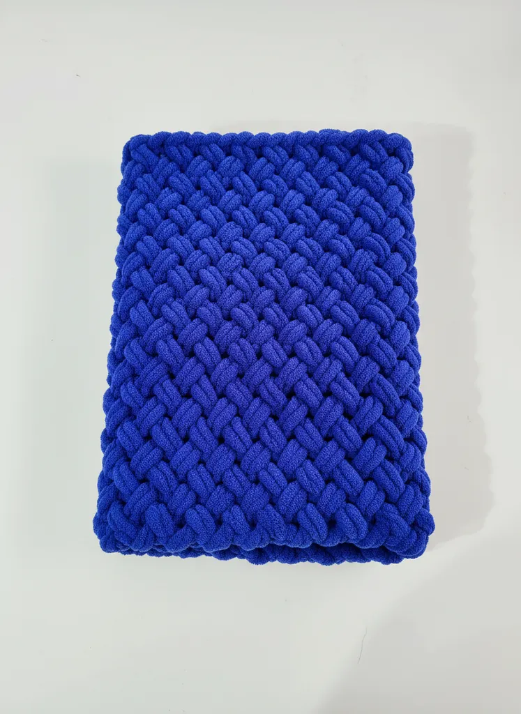 Mavi Puffy Bebek Battaniyesi 90x90 cm - El Örgüsü Yumuşak Dokulu