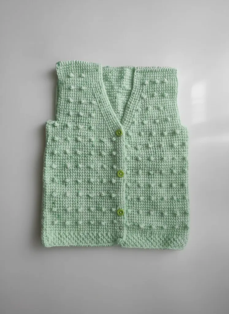 Açık Yeşil Fıstıklı Tunus İşi Bebek Yeleği - El Örgüsü