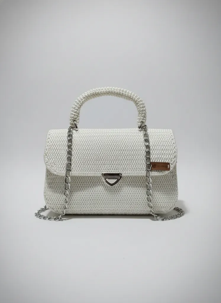 Krem Rengi Örgü Kanvas Omuz Çantası - Zincir Detaylı El Emeği