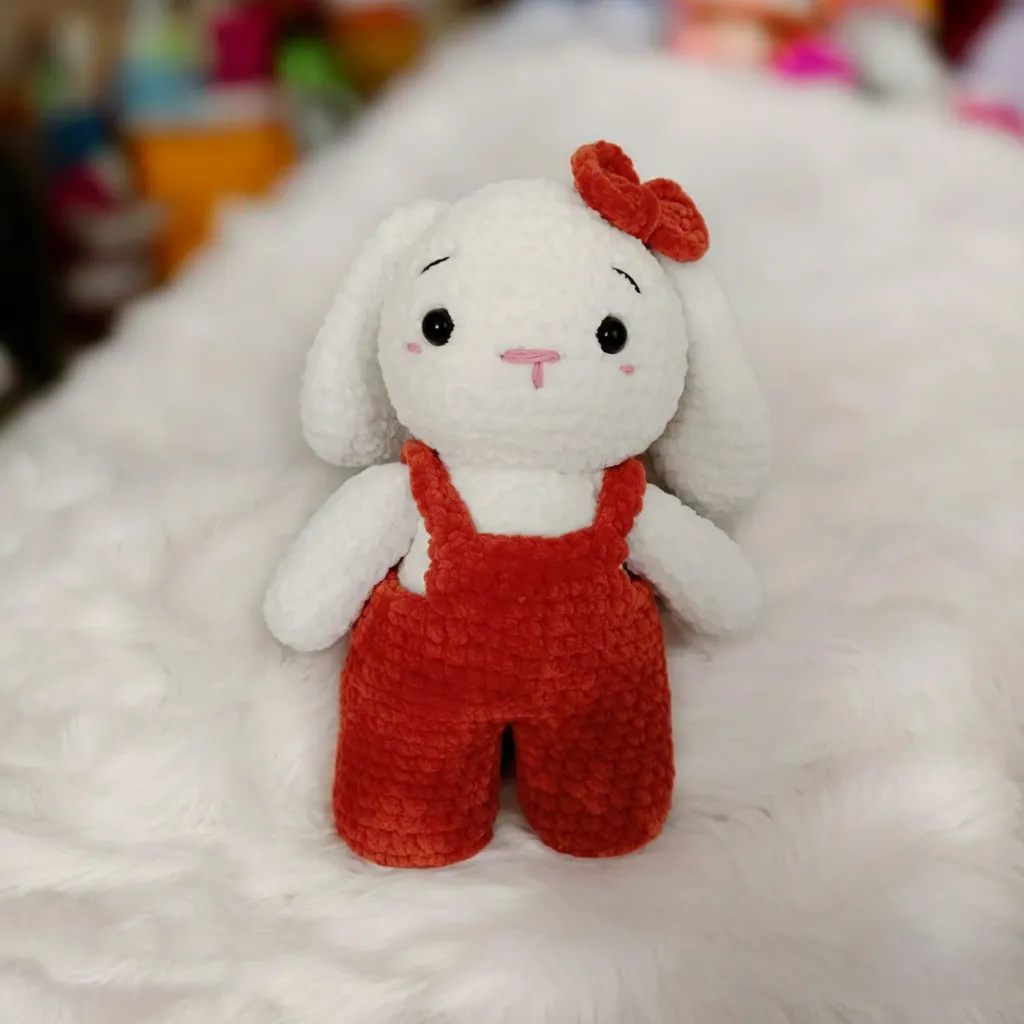 Amigurumi Örgü Tulumlu Peluş Tavşan Bebek Oyuncak - El Emeği