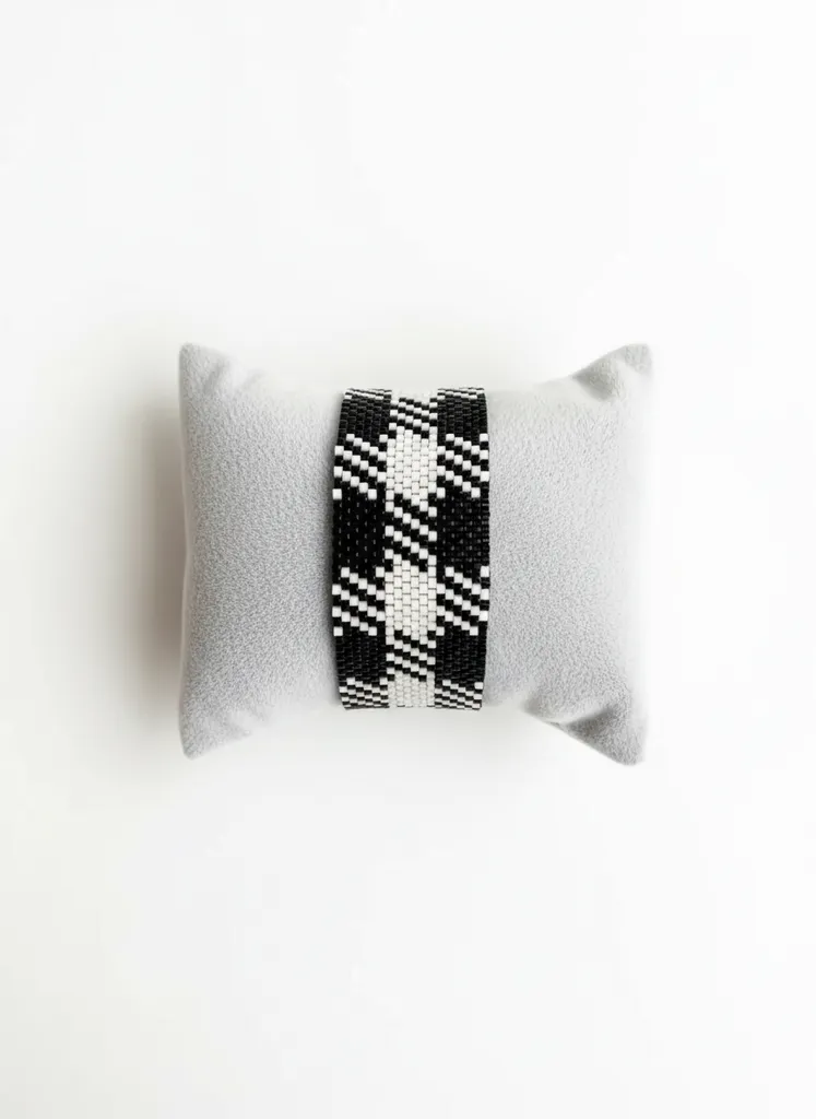 Siyah Beyaz Pötikare Desen Miyuki Boncuk Bileklik - El Yapımı