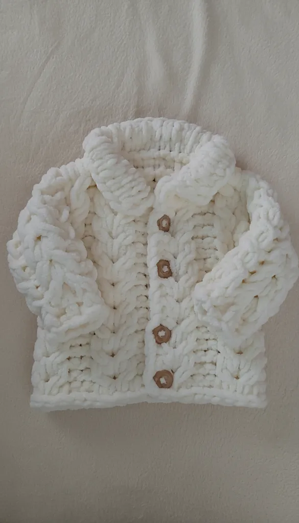 Krem Rengi Örgü Bebek Hırka - Puffy Dokulu, Düğmeli Model