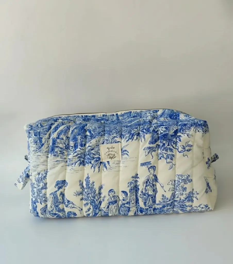 Mavi Desenli Kapitone Seyahat Çantası - Dyson Uyumlu Organizer