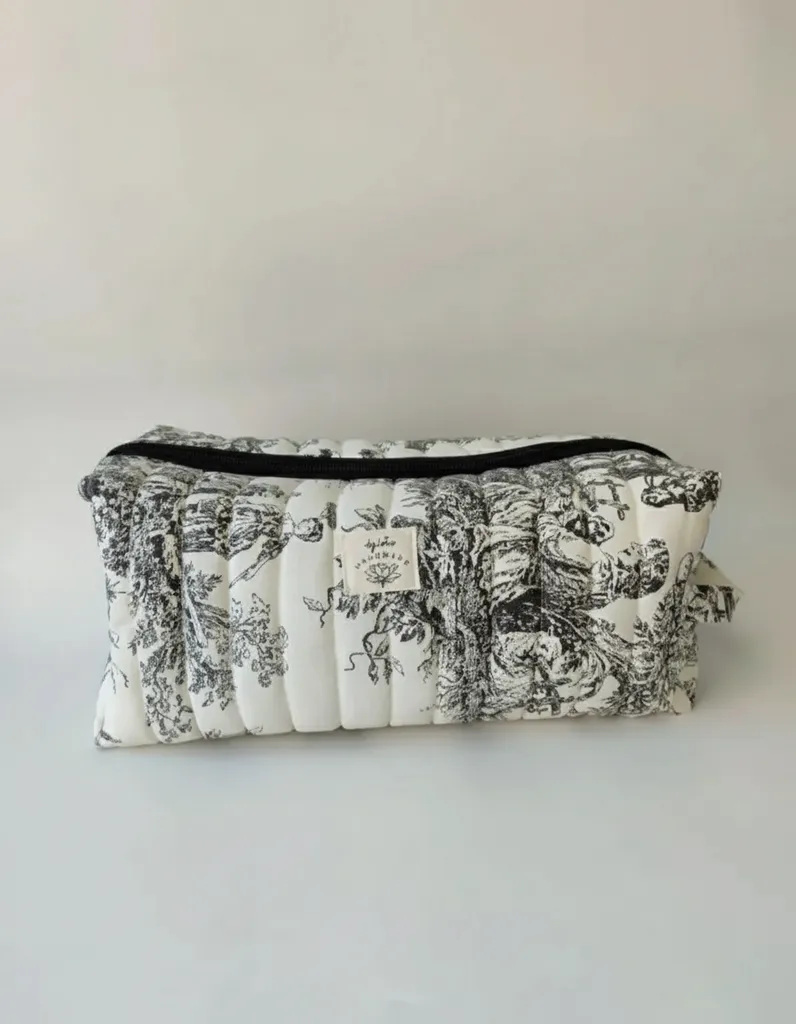 Dyson Airwrap Seyahat Çantası - Siyah Vingate Desenli Organizer