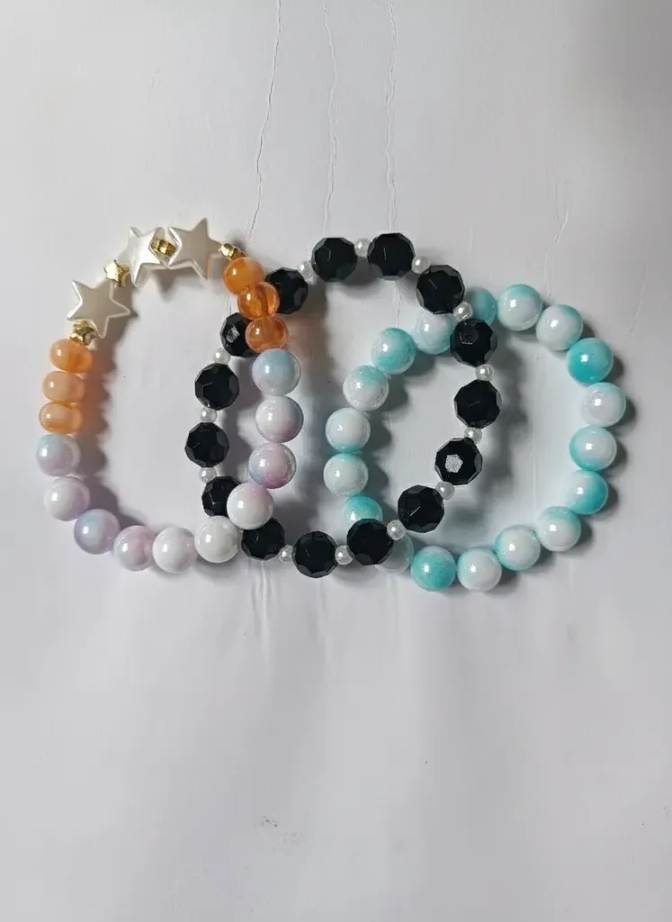 Renkli Boncuklu Bileklik Seti - 12'li, Farklı Tasarımlar