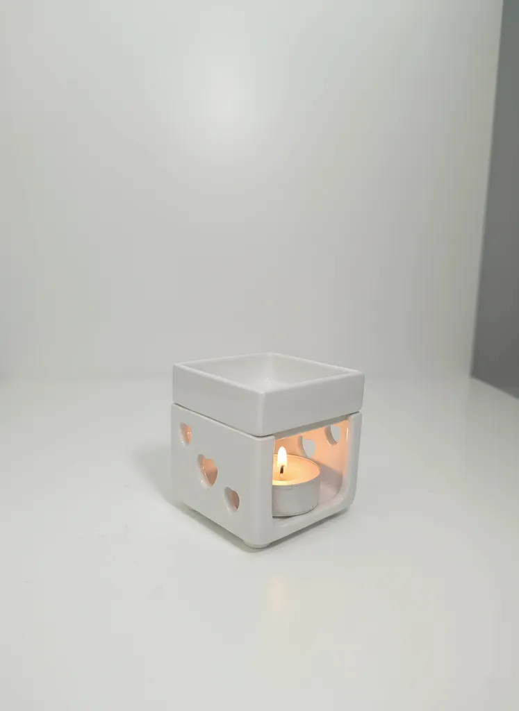 Beyaz Seramik Kalp Desenli Küp Buhurdanlık - El Yapımı