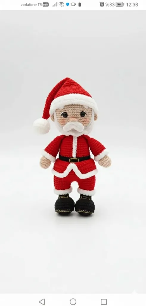 Kırmızı Tulumlu Örme Noel Baba Oyuncak Bebek (25-27cm) - El Emeği