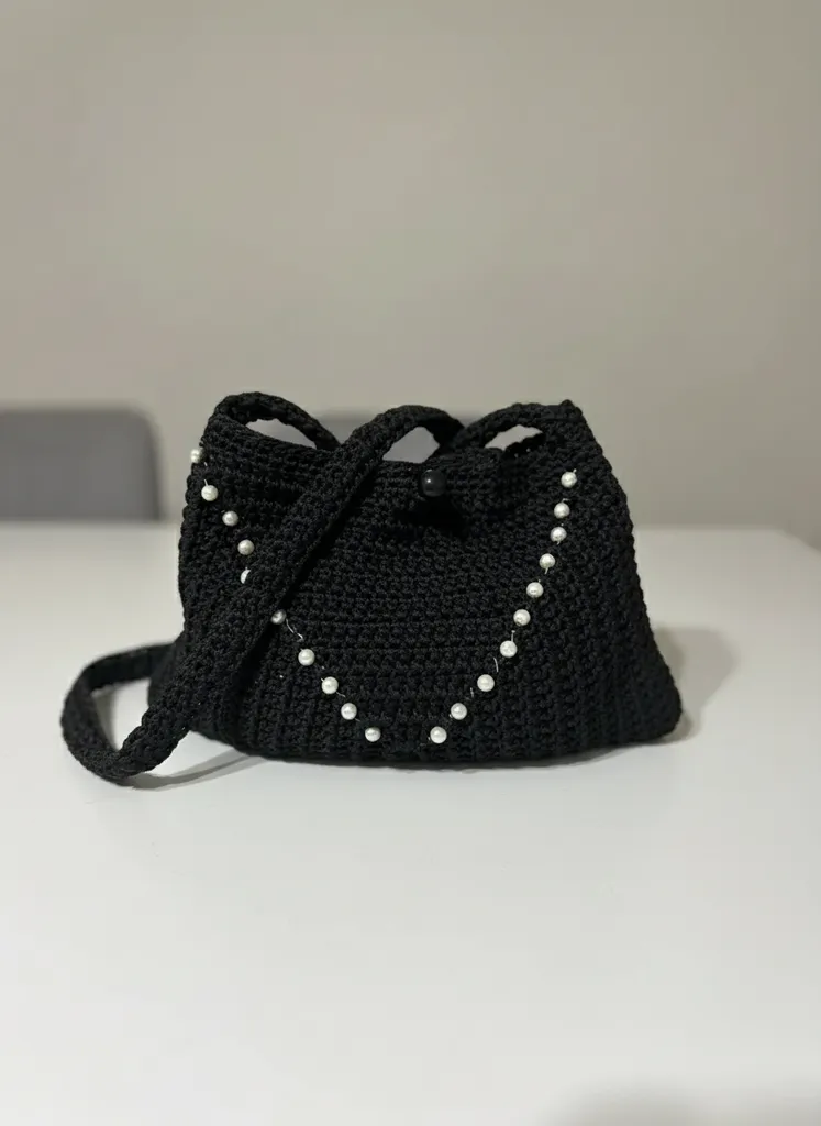 Siyah Makrome Örgü Omuz Çantası - Boncuk Detaylı El Yapımı