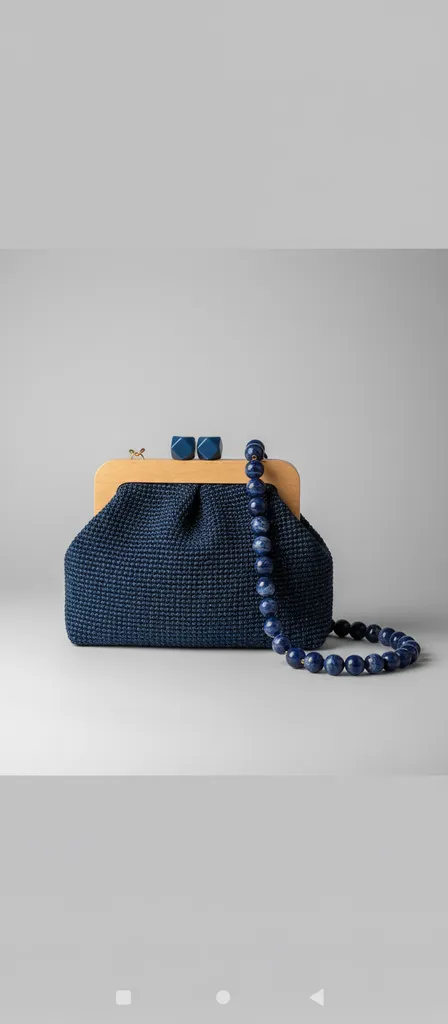 Lacivert Makrome İp Örgü Boncuk Saplı Ahşap Detaylı Kadın Çanta