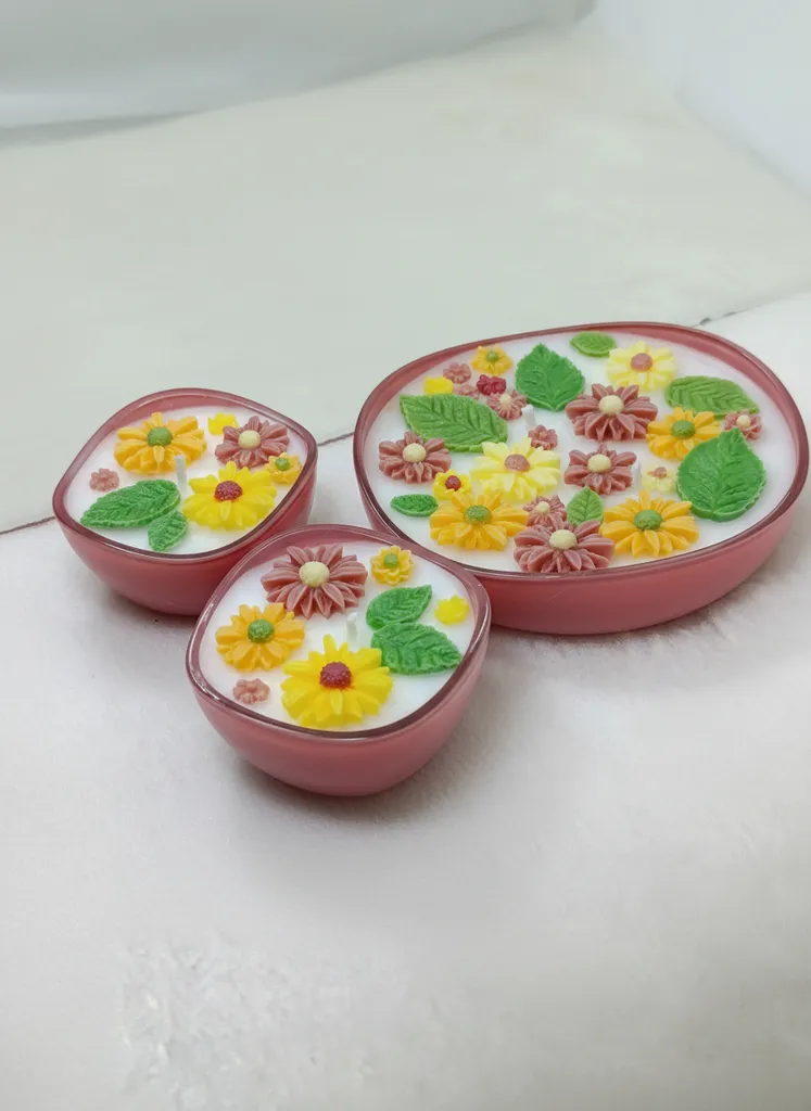 Pembe Cam Kasede Çiçek Desenli 3'lü Mum Seti - Dekoratif El Yapımı